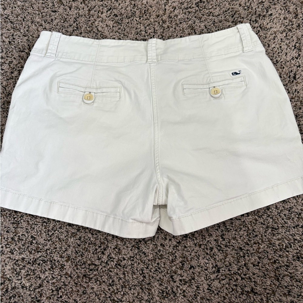 Women's Vineyard Vines Shorts size 10